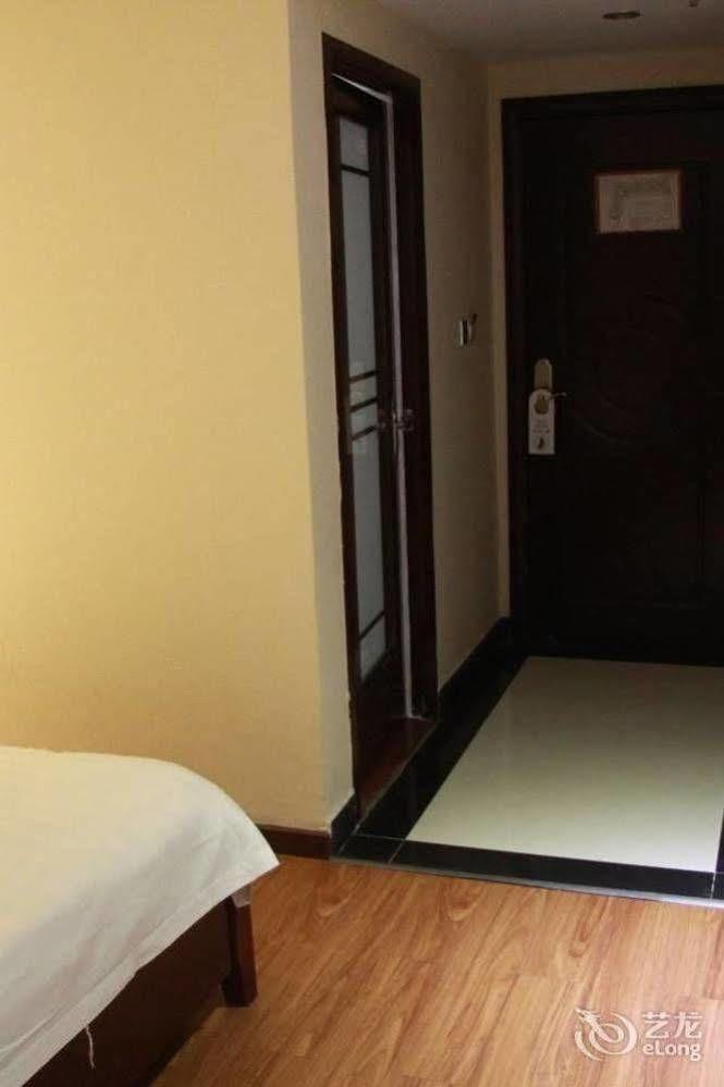 Lu Jiang Tian Yue Hotel Guangzhou Luaran gambar